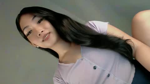 Snapshot of pillow_whispers chatting on June 7, 1:26 pm jane online show from June 7, 1:26 pm