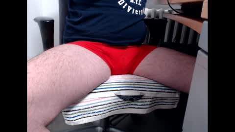 Snapshot of pimmel10 chatting on December 5, 5:50 pm pimmel10 online show from December 5, 5:50 pm