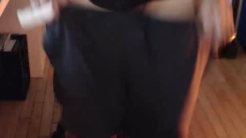 Pimp Robo online show from December 4, 3:21 pm