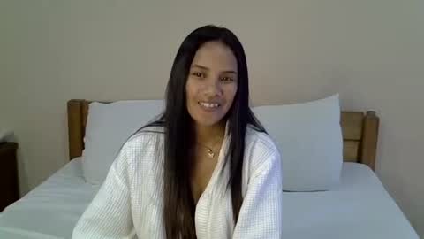 pinahotty online show from March 11, 8:31 am