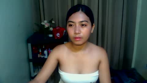 pinay_aangel online show from May 19, 10:43 am