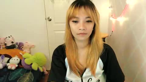 Snapshot of pinay_beauty14 chatting on January 11, 2:25 pm pinay beauty14 online show from January 11, 2:25 pm