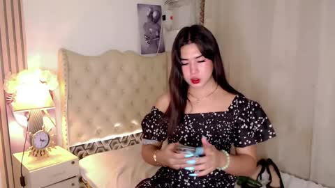 Ivy Morningstar online show from December 16, 10:29 am