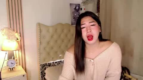 Ivy Morningstar online show from January 4, 12:16 am