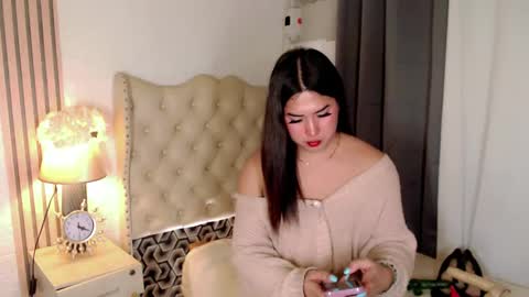 Ivy Morningstar online show from January 21, 12:57 am