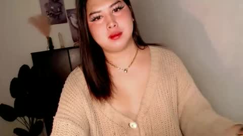 Ivy Morningstar online show from May 10, 1:22 am