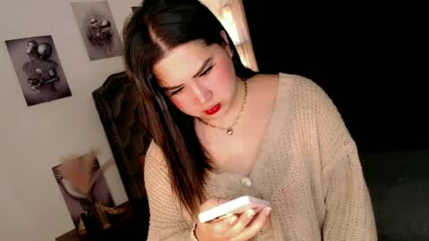 Snapshot of pinay_ivy chatting on June 17, 1:08 am Ivy Morningstar online show from June 17, 1:08 am