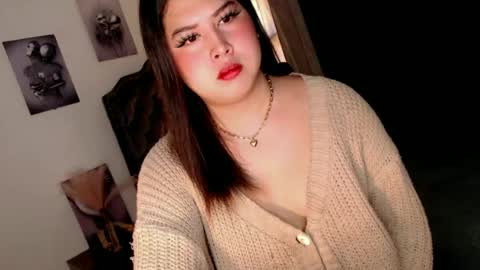 Snapshot of pinay_ivy chatting on June 18, 1:17 am Ivy Morningstar online show from June 18, 1:17 am