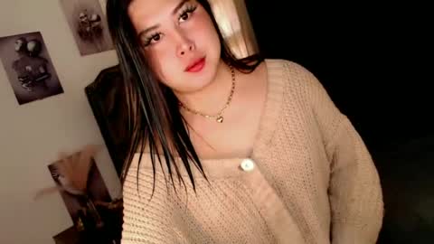 Snapshot of pinay_ivy chatting on June 19, 1:32 am Ivy Morningstar online show from June 19, 1:32 am