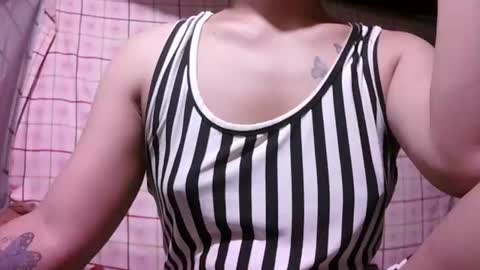 pinay_janella10 online show from July 30, 9:36 pm