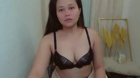 pinay_juliet online show from May 16, 3:14 am