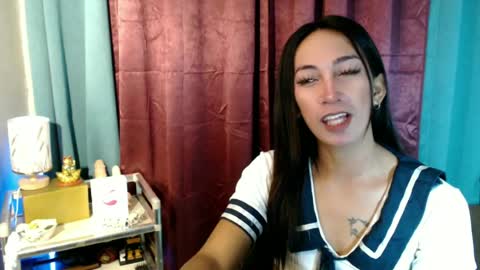 Snapshot of pinay_lucy chatting on June 20, 2:36 am lucyLove online show from June 20, 2:36 am
