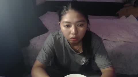 Snapshot of pinay_mariexxx chatting on March 29, 1:33 pm pinay_mariexxx online show from March 29, 1:33 pm