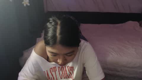 Snapshot of pinay_mariexxx chatting on March 31, 2:06 pm pinay_mariexxx online show from March 31, 2:06 pm