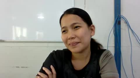 Snapshot of pinay_mona03 chatting on March 17, 4:28 am Mona Pinay online show from March 17, 4:28 am