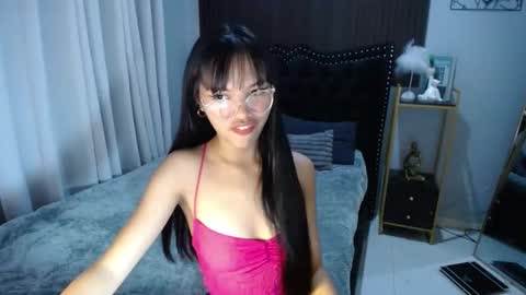 Snapshot of pinay_slutx chatting on March 6, 10:52 am dee online show from March 6, 10:52 am