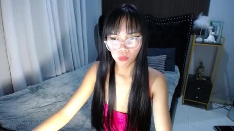 Snapshot of pinay_slutx chatting on March 6, 2:18 pm dee online show from March 6, 2:18 pm