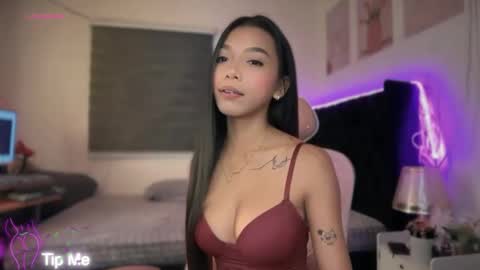 Snapshot of pinay_xpress chatting on March 21, 7:46 am TINA online show from March 21, 7:46 am