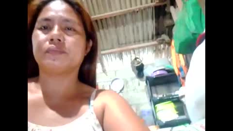 Snapshot of pinaybobs chatting on June 1, 10:22 pm pinaybobs online show from June 1, 10:22 pm