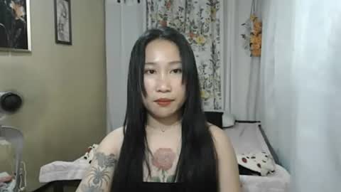 Snapshot of pinayhotty_yumie chatting on May 6, 12:10 pm yumie online show from May 6, 12:10 pm