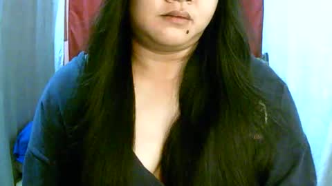 Snapshot of pinayjona chatting on November 23, 11:43 am pinayjona online show from November 23, 11:43 am