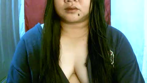 Snapshot of pinayjona chatting on January 7, 11:01 am pinayjona online show from January 7, 11:01 am