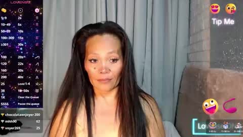 vangie online show from February 26, 7:42 am