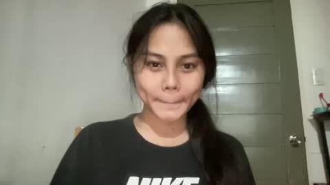 pinaysofia online show from September 15, 12:05 pm