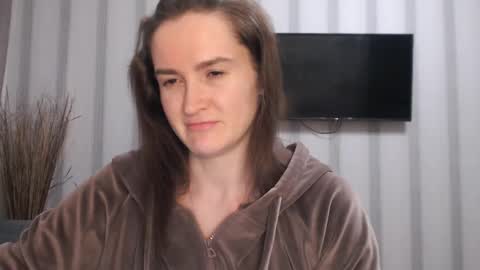       online show from January 5, 7:07 pm