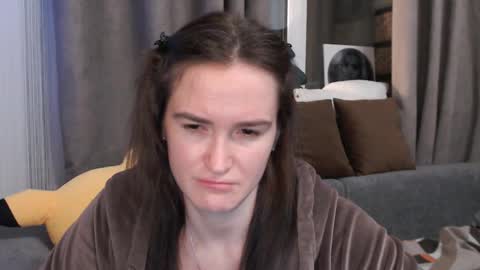       online show from January 8, 6:52 pm