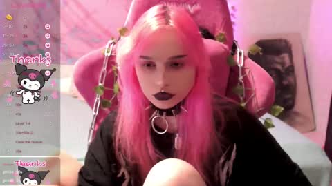 Snapshot of pineapple_dope chatting on March 3, 2:26 am Nancy online show from March 3, 2:26 am