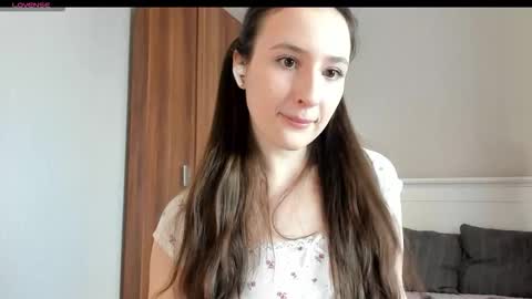 pingviluly online show from November 6, 7:42 am