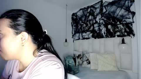 Snapshot of pink__tiffany chatting on October 12, 7:35 pm tiffany online show from October 12, 7:35 pm