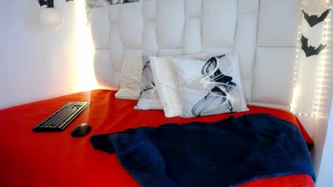 Snapshot of pink__tiffany chatting on October 21, 6:41 pm tiffany online show from October 21, 6:41 pm