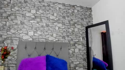 pink_lemonade7 online show from January 5, 7:28 pm