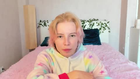 pink_lila18 online show from September 10, 8:14 am