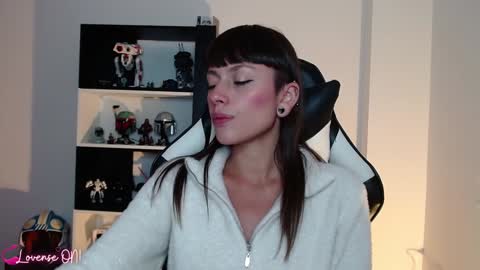 Emily online show from January 31, 12:39 am