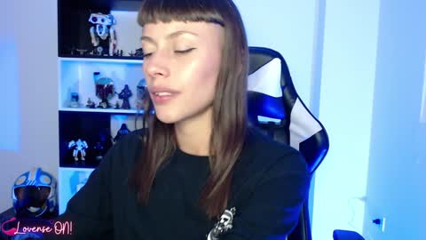 Emily online show from February 3, 2:36 am