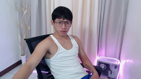 froi online show from May 23, 5:06 pm