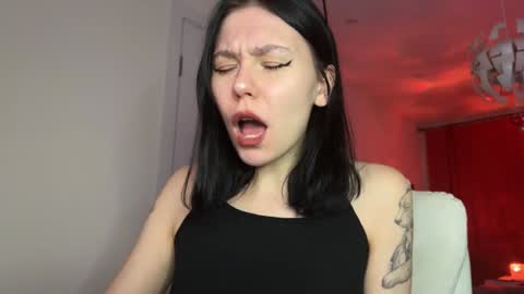 pinkdollylovv online show from January 12, 10:01 pm