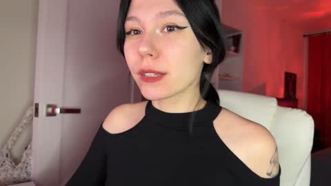 pinkdollylovv online show from January 14, 10:02 pm