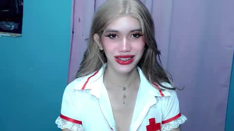 Snapshot of pinke_princesx1 chatting on April 2, 4:48 pm Cherry online show from April 2, 4:48 pm