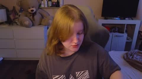 pinkiep1e online show from April 4, 3:05 am