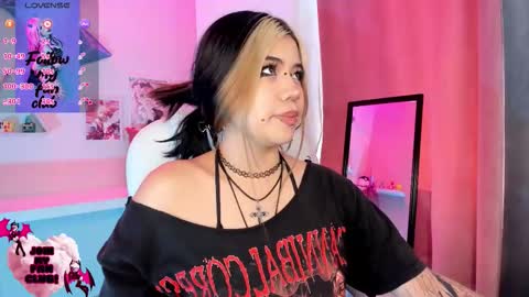 PINKK online show from November 8, 1:22 pm