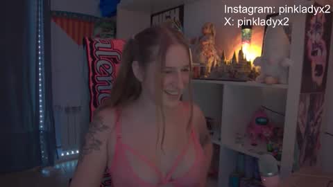 Snapshot of pinkladyx2 chatting on January 5, 9:18 pm pinkladyx2 online show from January 5, 9:18 pm