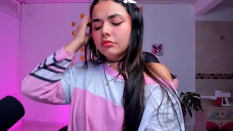 Sarah .. online show from October 23, 9:57 pm