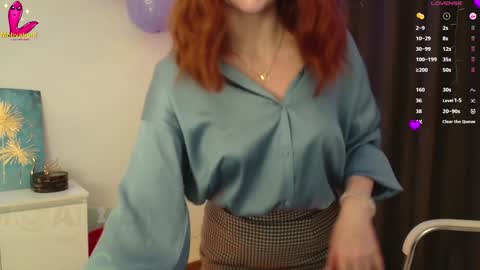Perlita online show from December 15, 7:42 pm