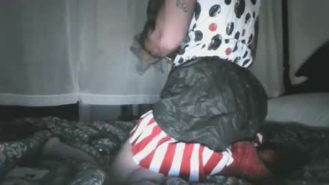 pinkpillbambi online show from April 3, 5:16 am