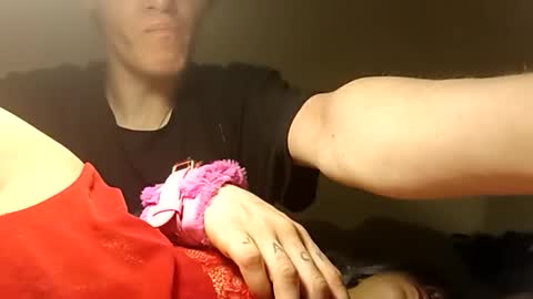 Snapshot of pinkspit13 chatting on April 4, 7:06 am Smallandtall online show from April 4, 7:06 am