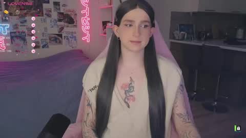 pinkvenom_ online show from May 5, 4:48 pm